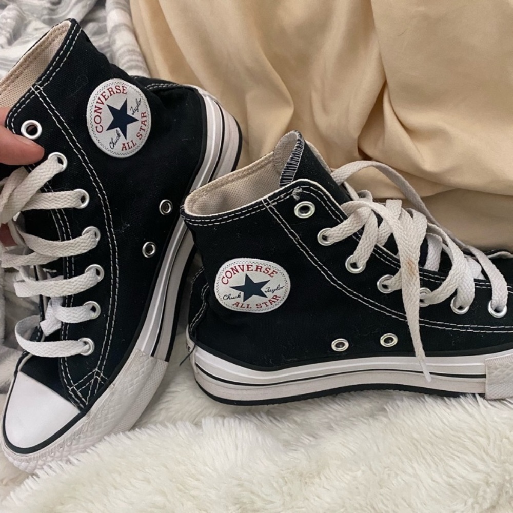 Black platform converse